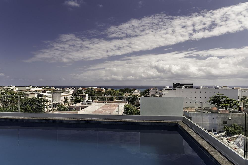 Bfh Attraction Deluxe Hotel Playa del Carmen Exterior photo